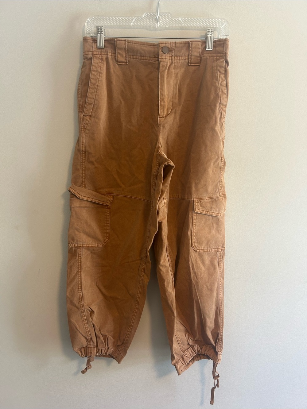 Old navy small brown denim cargo capris with cinch ankles